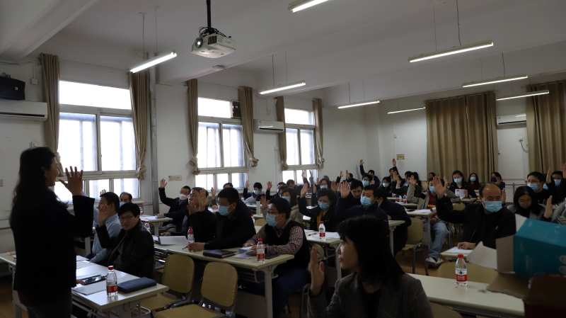 永利集团yl6809官网第五届教职工代表大会第六次会议顺利召开-3.jpg